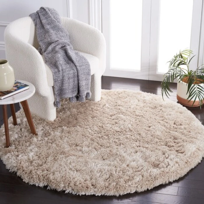 Safavieh Arctic Shag SG270 Light Beige 7' X 7' Round Area Rug