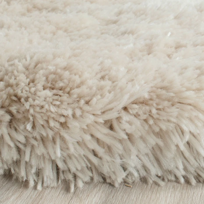 Safavieh Arctic Shag SG270 Light Beige 7' X 7' Round Area Rug