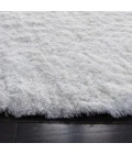 Safavieh Shag Ivory SG512 7 ft. X 7 ft. Round Rug