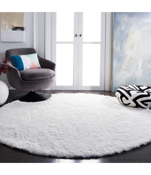 Safavieh Shag Ivory SG512 7 ft. X 7 ft. Round Rug