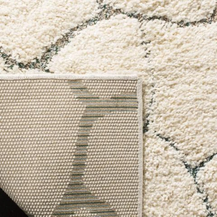 Safavieh Santorini Shag Cream / Multi SGG169 2 ft. X 8 ft. Runner Rug