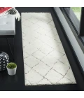 Safavieh Santorini Shag Cream / Multi SGG174 2 ft. X 8 ft. Runner Rug