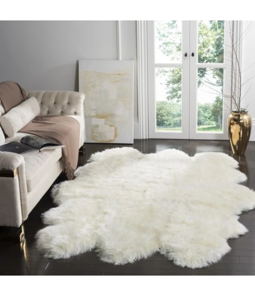 Safavieh Sheep Skin White SHS121 5 ft. 5 in. X 7 ft. 7 in. Rectangle Rug