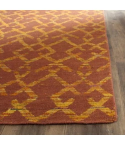Safavieh Straw Patch Rust / Gold STP211 7 ft. X 7 ft. Square Rug