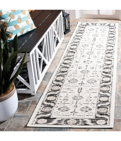 Safavieh Sunrise Ivory / Grey Black SUN627 2 ft. X 8 ft. Runner Rug
