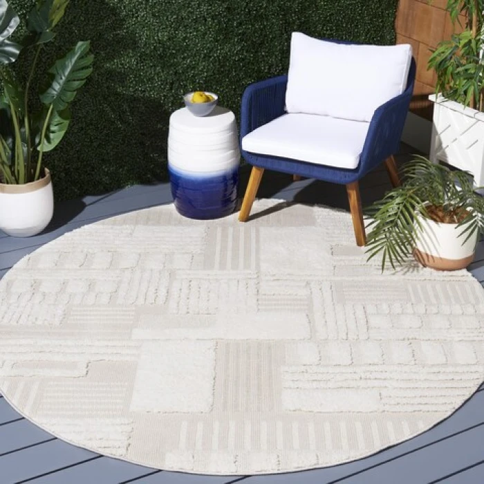 Safavieh Trends Beige / Ivory TRD126 5 ft. 3 in. X 5 ft. 3 in. Round Rug