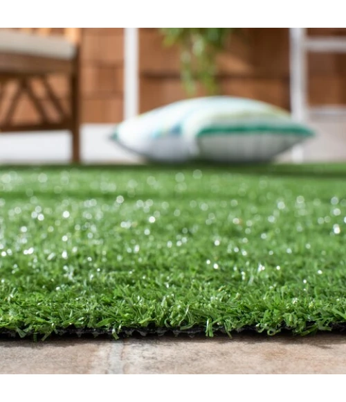 Safavieh Vista Green VST130 3 ft. 3 in. X 10 ft. 0 in. Rectangle Rug