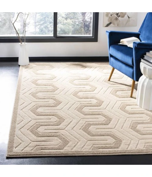 Safavieh York Cream / Beige YRK1070 5 ft. 3 in. X 7 ft. 7 in. Rectangle Rug