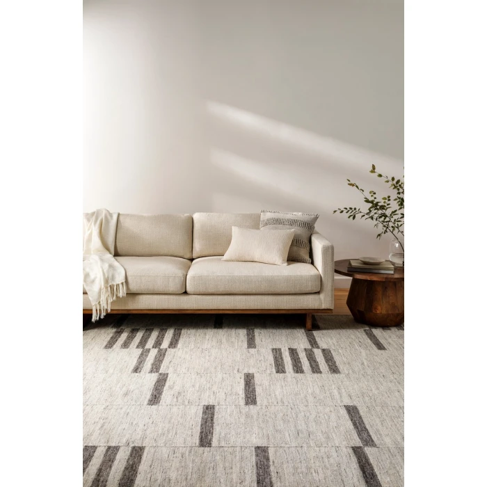 Surya Tamaris TMI-2302 2  x 3  Rug