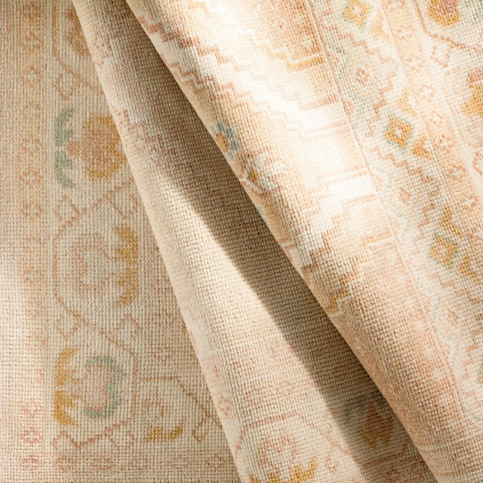 Surya Anadolu AAU-2305 6' x 9' Rug