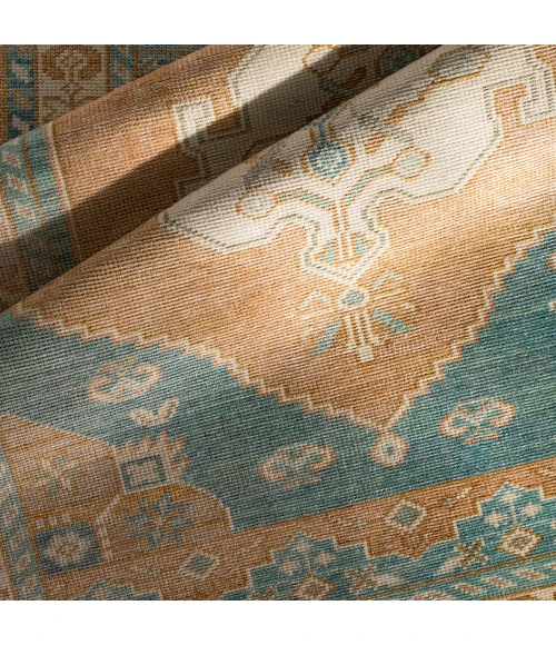 Surya Anadolu AAU-2308 8' x 10' Rug