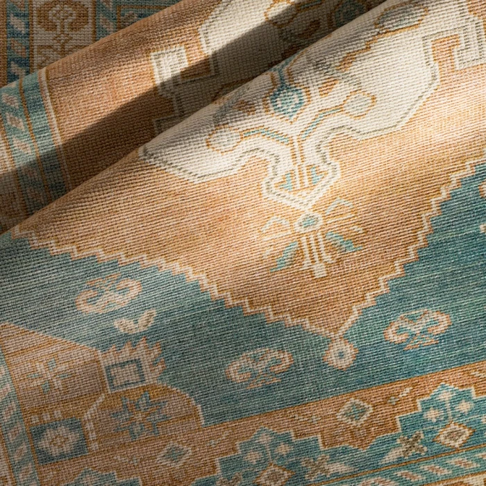 Surya Anadolu AAU-2308 10' x 14' Rug