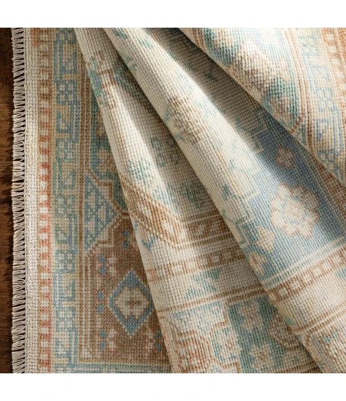 Surya Anadolu AAU-2309 4' x 6' Rug