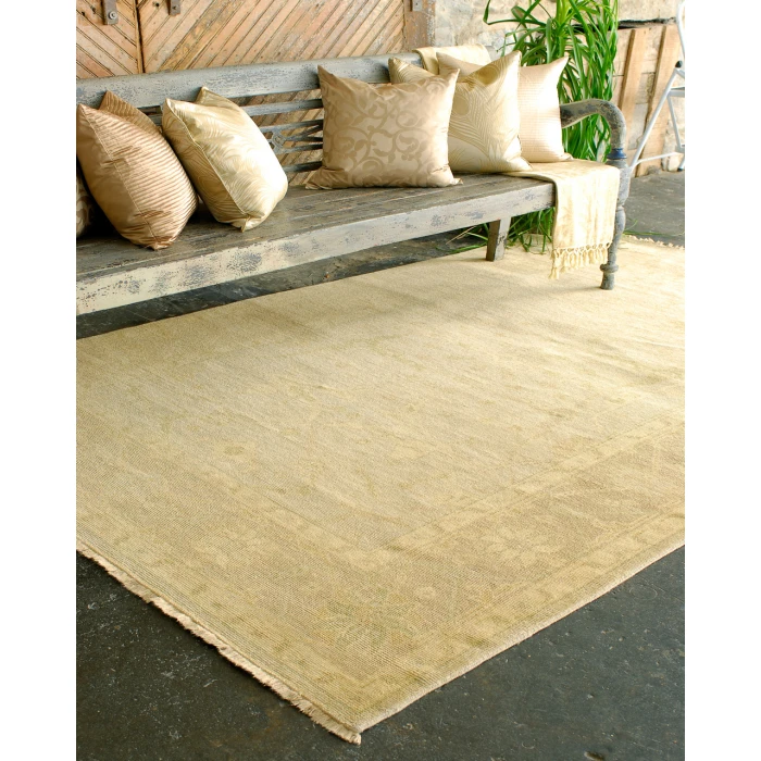 Ainsley AIN-1000 3'9" x 5'9" Handmade Rug