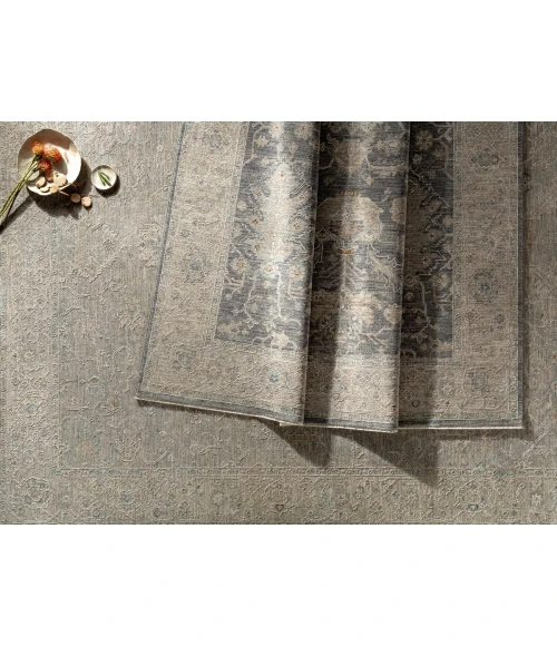 Surya Avant Garde AVT-2304 5'3 Round Rug