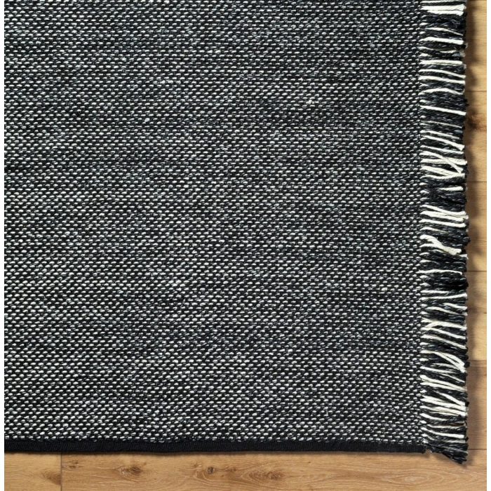 Surya Azalea AZA-2312 2  x 3  Rug