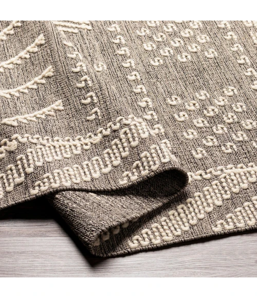 Surya Bedouin BDO-2320 2' x 3' Rug