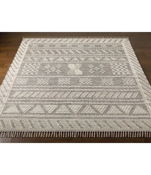 Surya Bedouin BDO-2320 2' x 3' Rug