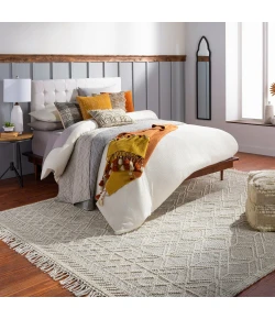 Livabliss Casa DeCampo CDC2301 Ivory Black Area Rug 10 ft. X 14 ft. Rectangle