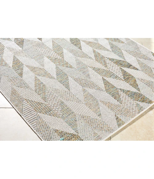 Livabliss Crete Ivory CEE-2307 5 ft. X 7 ft. Rect. Rug