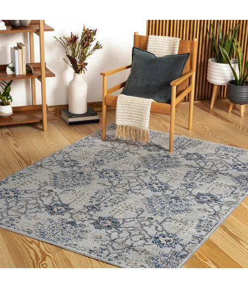 Surya Cesar CEG-2329 5'3" x 7' Rug