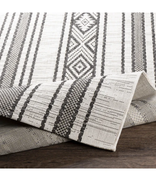 Surya Eagean EAG-2352 5 3 Round Rug