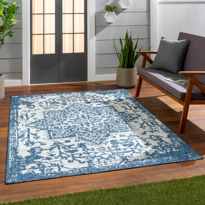 Surya Eagean EAG-2377 6 7 Round Rug
