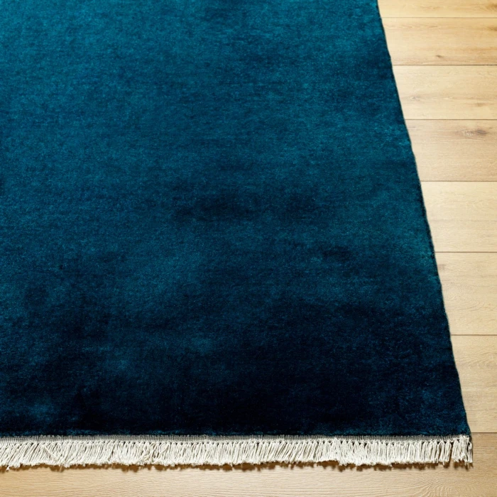 Surya Evergreen Midnight Blue EVG-2311 6 ft. X 6 ft. Round Rug
