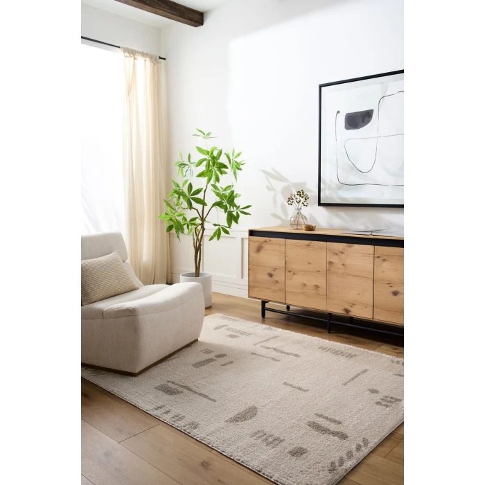 Livabliss Fossay Shag Light Beige FSG-2304 7 ft. 10 in. X 10 ft. Rect. Rug