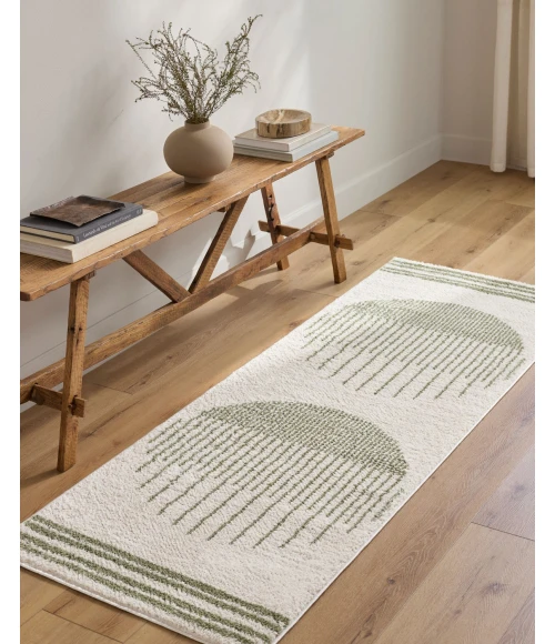 Livabliss Fossay Shag Light Beige FSG-2307 5 ft. 3 in. X 7 ft. Rect. Rug