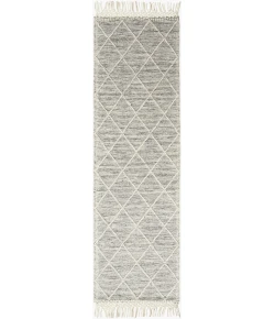 Livabliss Hemingway Ivory HMG-2302 2 ft. X 5 ft. Rect. Rug