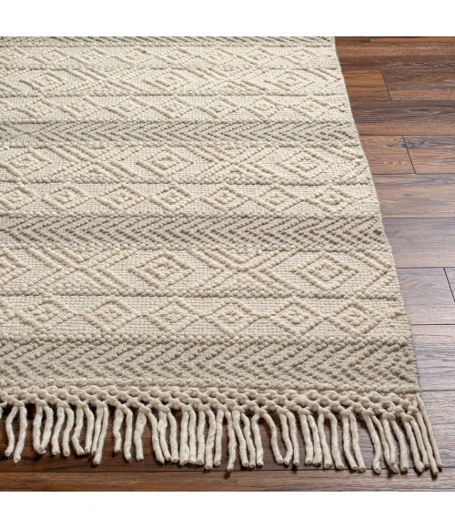 Livabliss Hemingway Ivory HMG-2309 27 in. X 45 in. Rect. Rug