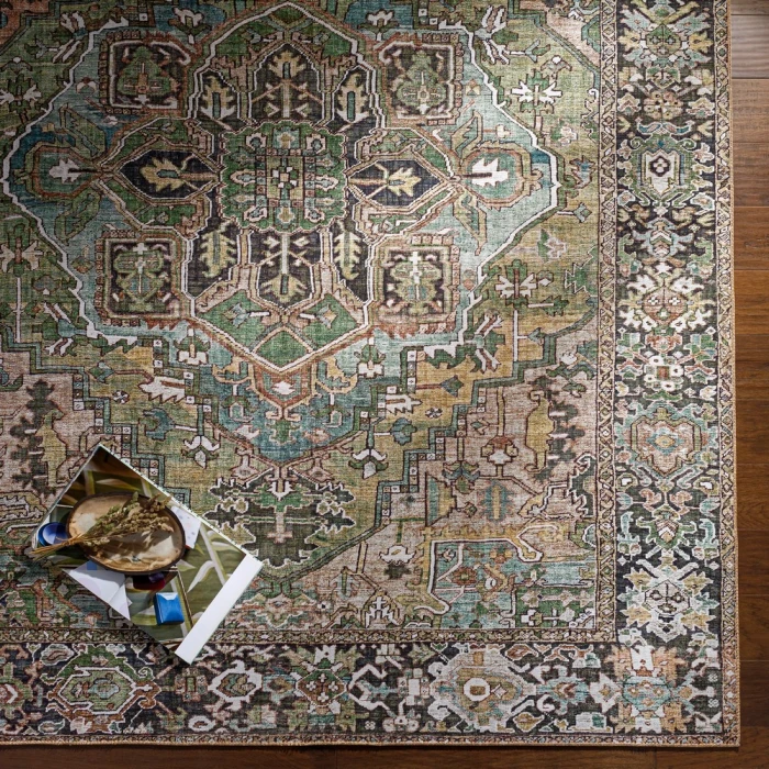 Livabliss Iris IRS-2361 23 x 39 Rug
