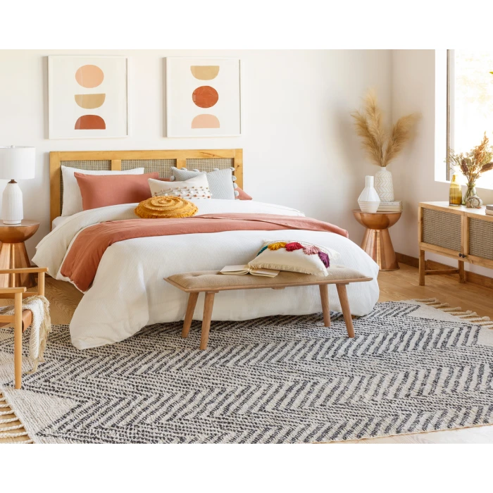 Khemisset KMS-2302 5' x 7'6" Handmade Rug