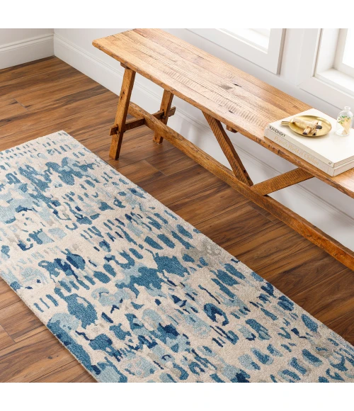 Surya Kavita KVT-2316 2'6" x 8' Rug