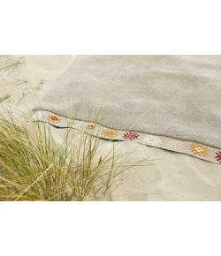 Surya Kyah KYA-9125 8ft.3in. x 11ft.7in. Rect. Rug