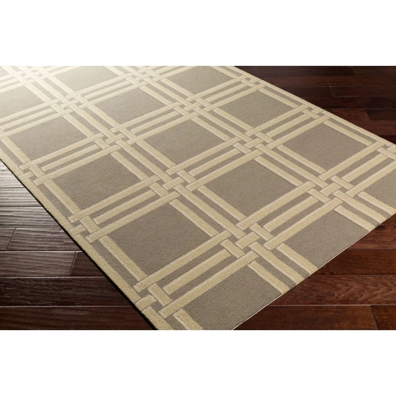 Surya Lockhart Gray LKH-9007 2ft.6in. x 8ft. Rect. Rug