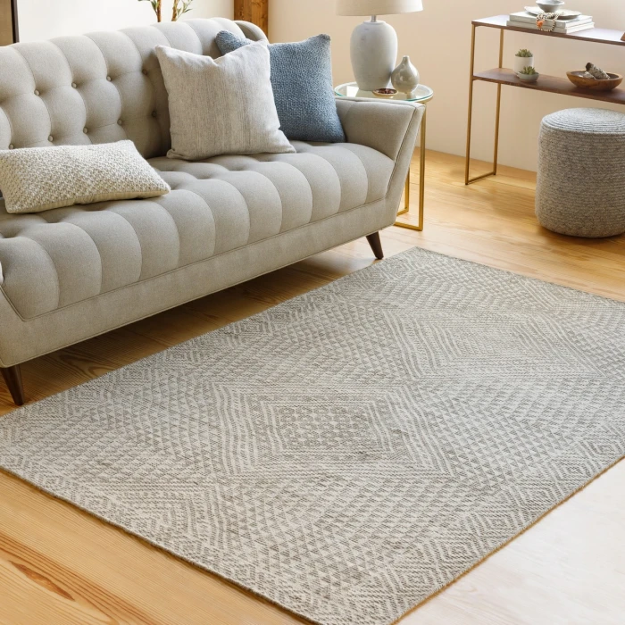 Surya Livorno LVN-2306 2' x 3' Rug
