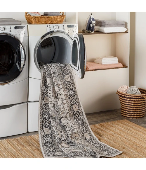 Livabliss Lavadora LVR-2322 2 ft.7 in. x 7 ft.3 in. Rug