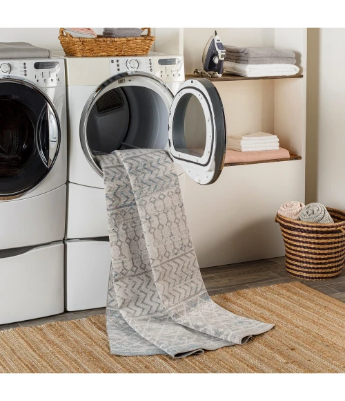 Livabliss Lavadora LVR-2343 6 ft.7 in. Round Rug