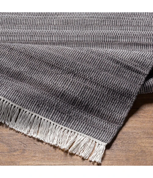 Surya Lily LYI-2304 2'6" x 8' Rug