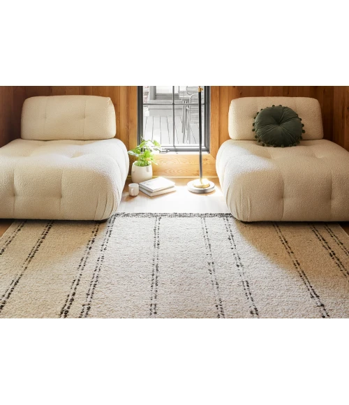 Surya Machu Picchu MCU-1002 4' x 6' Rug