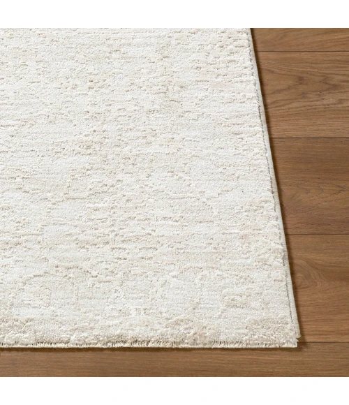 LIVABLISS Masterpiece Ivory MPC-2339 5ft. x 7ft.5in. Rect. Rug