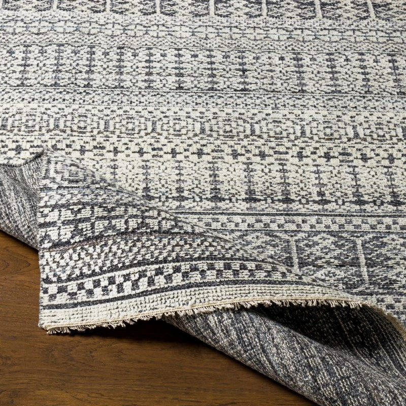 Surya Nobility NBI-2308 6  x 9  Rug