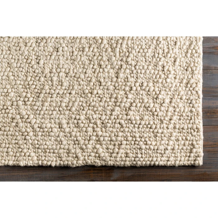 Surya Neravan NER-1001 2'6" x 8' Rug