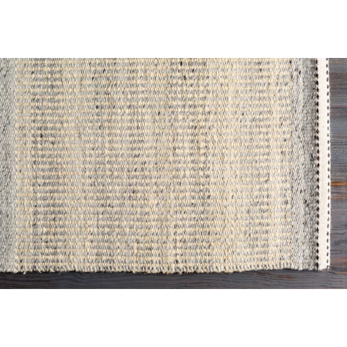 Livabliss Nottingham NTM-2301 5 x 76" Rug