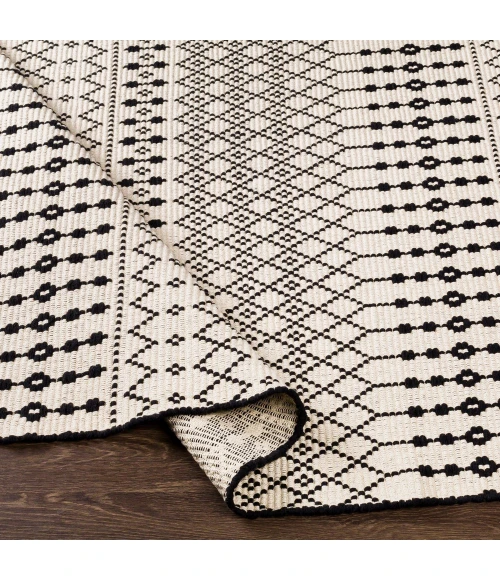 Surya Osasuna OSA-2300 2'6" x 8' Rug