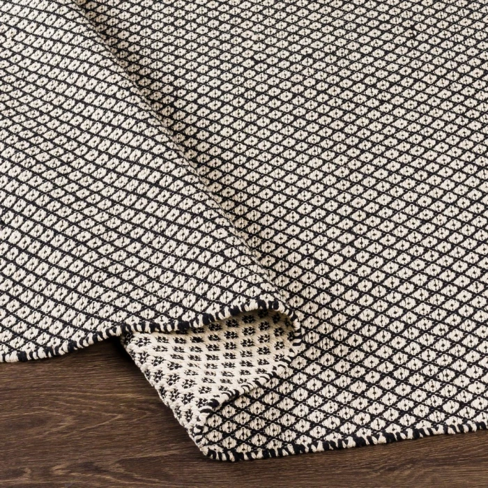Surya Osasuna OSA-2302 2'6" x 8' Rug