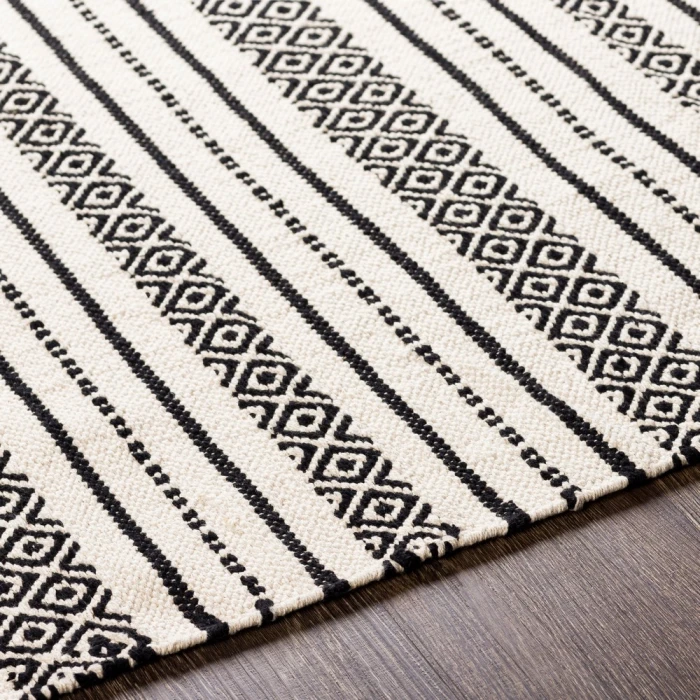 Surya Osasuna OSA-2304 6' x 9' Rug