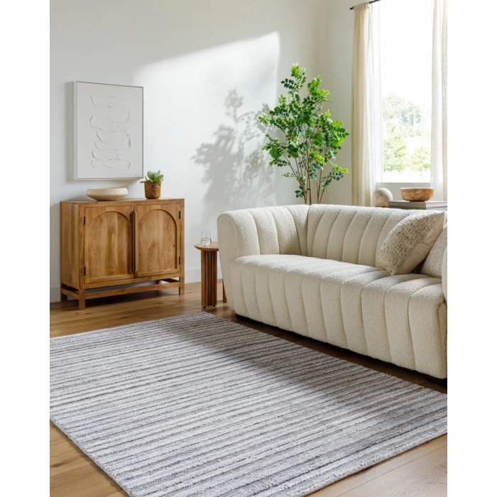 Patricia PCA-2301 2' x 3' Handmade Rug
